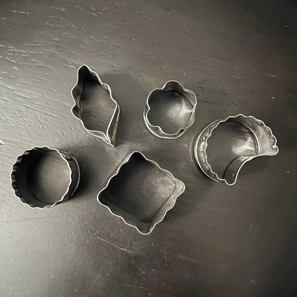 Vintage Complete Viking Canape & Hors D'oeuvre Cutters 12pc Set w Box Pristine - Picture 6 of 11